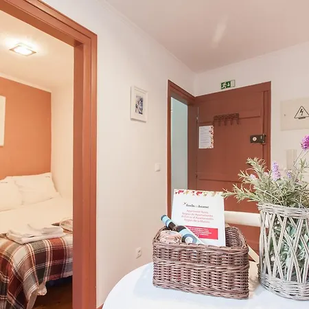 Apartament Feels Like - Alfama Cozy Flat