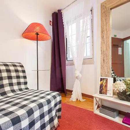 Apartament Feels Like - Alfama Cozy Flat *